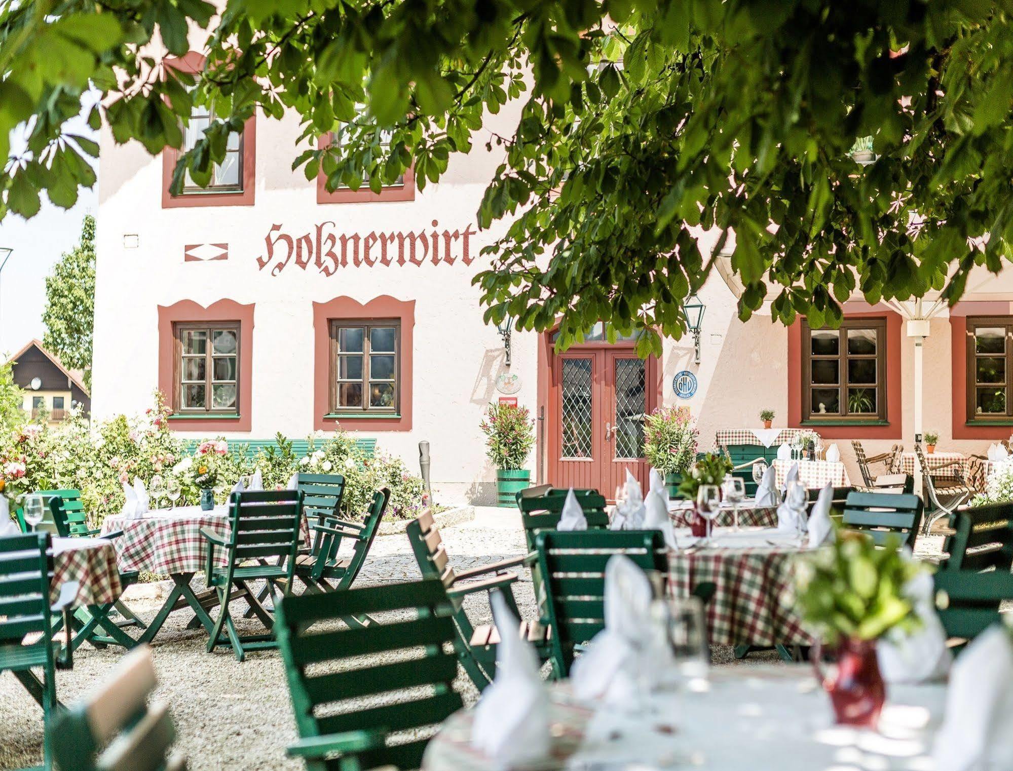 Salzburg Hotel Holznerwirt Eugendorf Exterior photo